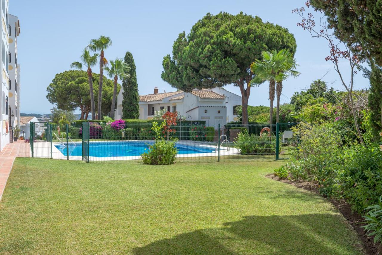 Apartment Acacias Torrenueva